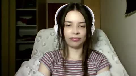 Snapshot of laricenature chatting on March 1, 2025, 7:15 pm Larice online show from March 1, 2025, 7:15 pm