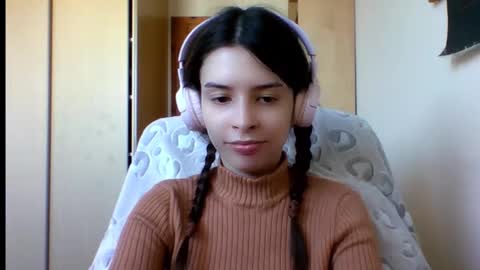 Snapshot of laricenature chatting on March 3, 2025, 1:53 pm Larice online show from March 3, 2025, 1:53 pm