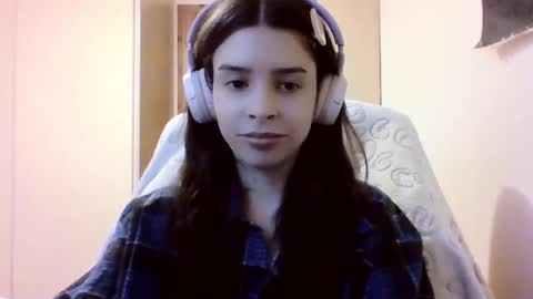 Snapshot of laricenature chatting on March 6, 2025, 4:38 pm Larice online show from March 6, 2025, 4:38 pm