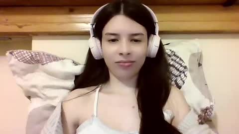 Snapshot of laricenature chatting on March 9, 2025, 10:08 pm Larice online show from March 9, 2025, 10:08 pm