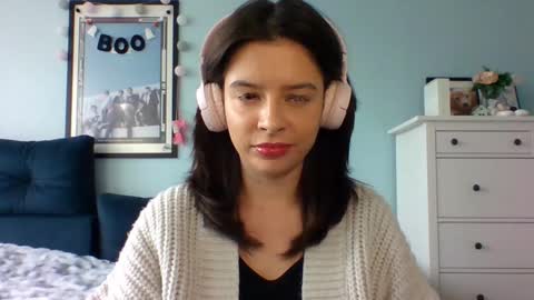 Snapshot of laricenature chatting on October 14, 2025, 12:06 pm Larice online show from October 14, 2025, 12:06 pm