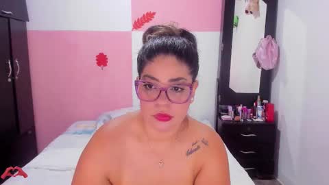 laris_park online show from October 30, 2025, 8:38 am