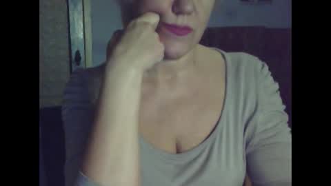 Snapshot of larisaq4ugo24 chatting on January 3, 2025, 11:46 am larisaq4ugo24 online show from January 3, 2025, 11:46 am