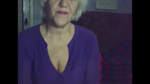 Snapshot of larisaq4ugo24 chatting on January 9, 2025, 1:45 pm larisaq4ugo24 online show from January 9, 2025, 1:45 pm