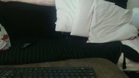 Snapshot of lariss__ chatting on May 19, 2026, 6:09 am Lariss online show from May 19, 2026, 6:09 am
