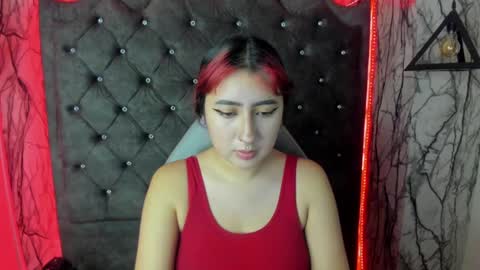 Snapshot of larissa01_ chatting on February 9, 2025, 2:49 am Lari online show from February 9, 2025, 2:49 am
