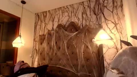  Lari online show from October 23, 2025, 3:17 am