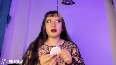 Snapshot of larissa01_ chatting on March 14, 2026, 8:14 pm Lari online show from March 14, 2026, 8:14 pm