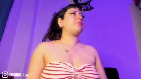 Snapshot of larissa01_ chatting on March 23, 2026, 9:19 pm Lari online show from March 23, 2026, 9:19 pm