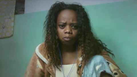 larissa645771 online show from September 25, 2025, 9:02 am