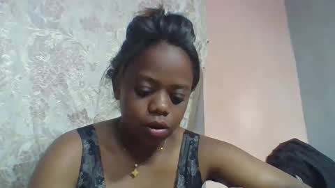 larissa645771 online show from May 6, 2026, 5:07 pm