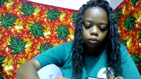 Snapshot of larissa645771 chatting on May 25, 2026, 4:18 am larissa645771 online show from May 25, 2026, 4:18 am