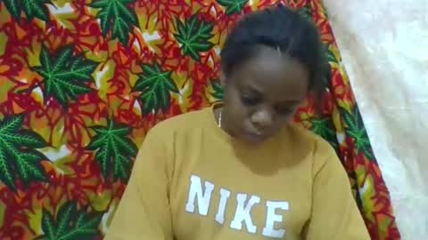 Snapshot of larissa645771 chatting on June 6, 2026, 9:25 am larissa645771 online show from June 6, 2026, 9:25 am