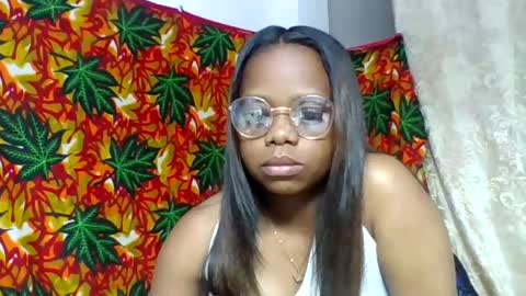 Snapshot of larissa645771 chatting on June 15, 2026, 5:48 pm larissa645771 online show from June 15, 2026, 5:48 pm