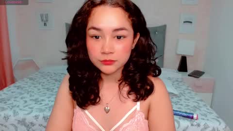 Larissas online show from January 9, 2025, 6:47 pm