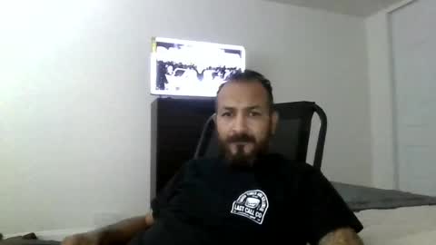 Snapshot of larrabee13 chatting on July 27, 2026, 12:28 am The Only Larrabee online show from July 27, 2026, 12:28 am