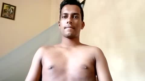 Snapshot of larry22_28 chatting on October 16, 2025, 6:03 am Larry online show from October 16, 2025, 6:03 am