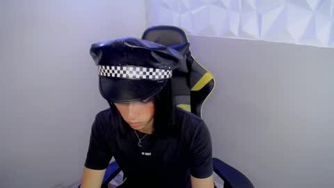 larry online show from April 16, 2026, 9:39 pm