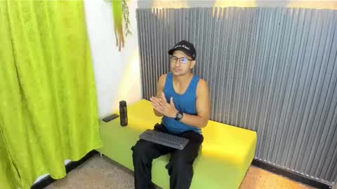 Snapshot of larry_vito chatting on February 2, 2026, 1:10 pm LARRY online show from February 2, 2026, 1:10 pm