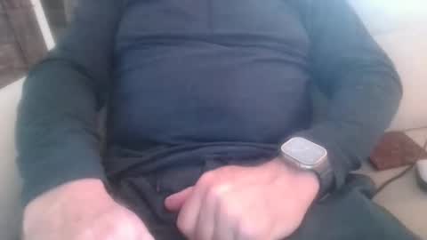 larryj007 online show from May 18, 2026, 2:23 pm