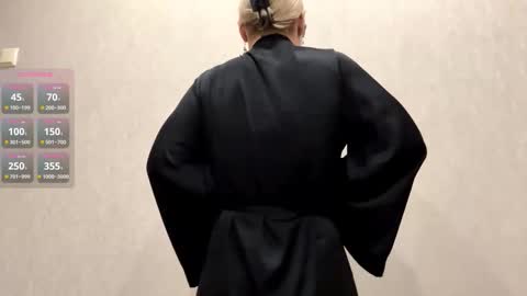 Betty online show from March 6, 2026, 9:11 pm