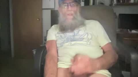 chris online show from November 7, 2025, 3:39 am