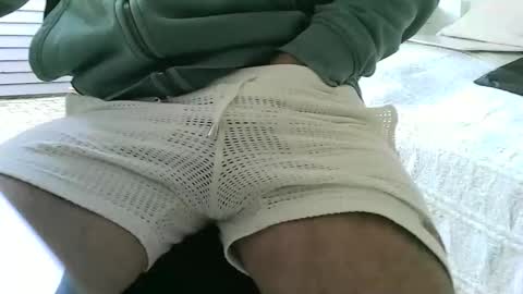 lashouse online show from November 16, 2025, 11:05 am