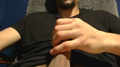 Snapshot of lastinline4 chatting on March 31, 2026, 3:23 pm Lastinline4 online show from March 31, 2026, 3:23 pm