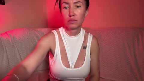 Goddess Tati Bangs Fetish online show from April 22, 2026, 9:16 pm