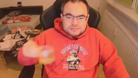 Snapshot of latexboy893 chatting on November 29, 2025, 6:44 pm latexboy893 online show from November 29, 2025, 6:44 pm