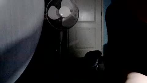 latexchris77 online show from June 19, 2026, 3:00 am