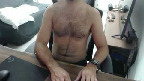 latexdave84 online show from May 7, 2026, 11:15 am