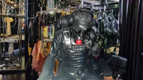 latexlover202 online show from December 22, 2024, 11:09 pm