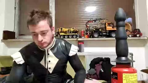 Latexmaid69 online show from December 11, 2024, 9:23 pm