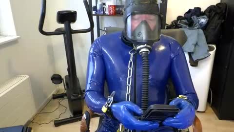 latexslaafboy online show from November 3, 2025, 8:59 am