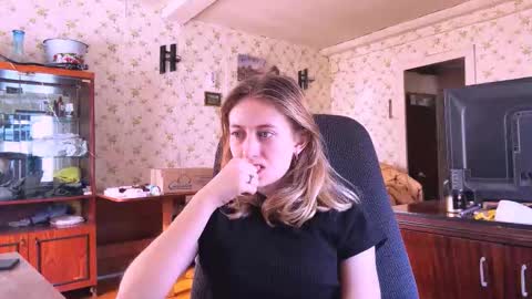 Amelia online show from March 15, 2026, 9:37 am