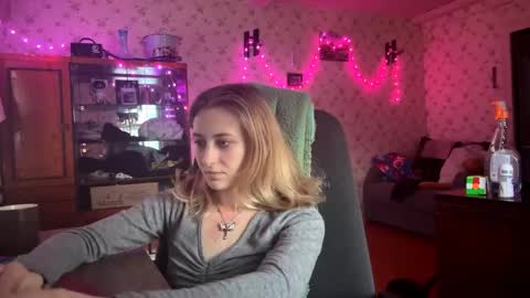 Amelia online show from March 19, 2026, 3:05 pm