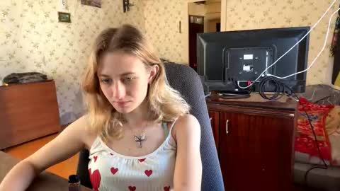 Amelia online show from March 22, 2026, 1:36 pm