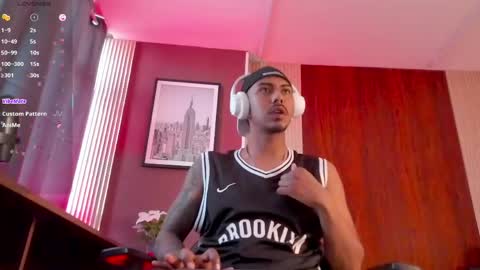 latin_blackmen online show from May 24, 2026, 3:06 pm