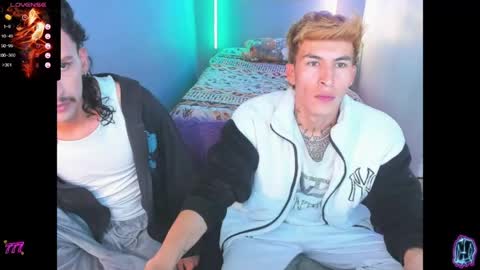 latin_boysxxx_ online show from April 26, 2026, 1:58 am