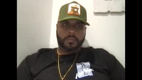 Snapshot of latin_chubby chatting on September 27, 2025, 9:20 pm latin_chubby online show from September 27, 2025, 9:20 pm