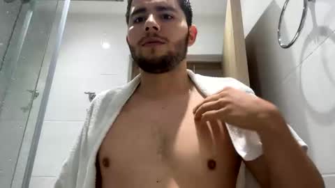 Snapshot of latin_edge chatting on March 11, 2025, 2:40 pm Latin edge online show from March 11, 2025, 2:40 pm