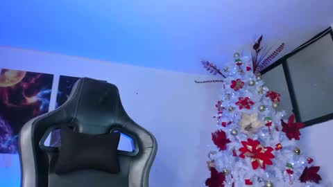 Snapshot of latin_goddessx chatting on December 24, 2024, 9:33 pm instagramlatin goddessx im nikoll online show from December 24, 2024, 9:33 pm