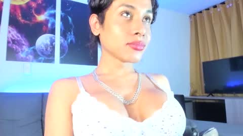 Snapshot of latin_goddessx chatting on January 25, 2025, 10:50 pm instagramlatin goddessx im nikoll online show from January 25, 2025, 10:50 pm