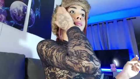 instagramlatin goddessx   im nikoll online show from June 25, 2026, 7:13 am