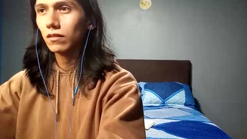 Snapshot of latin_shado chatting on October 9, 2025, 7:50 am Shado online show from October 9, 2025, 7:50 am