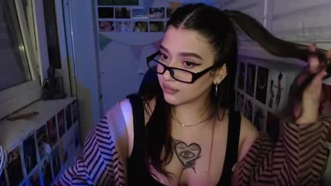 miiiiiiaaaa online show from February 7, 2025, 11:55 pm