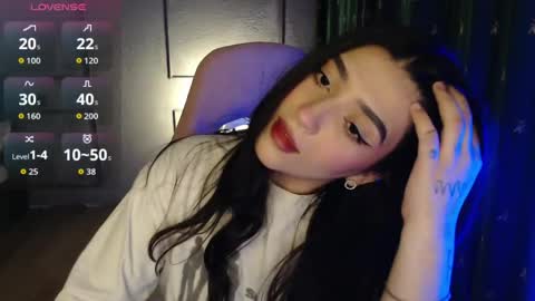 Snapshot of latina_mia chatting on April 15, 2026, 7:54 pm miiiiiiaaaa online show from April 15, 2026, 7:54 pm
