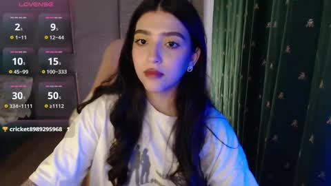 Snapshot of latina_mia chatting on May 5, 2026, 11:51 am miiiiiiaaaa online show from May 5, 2026, 11:51 am