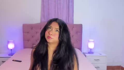 Snapshot of latinabombsheell chatting on March 6, 2025, 7:03 am Martina online show from March 6, 2025, 7:03 am